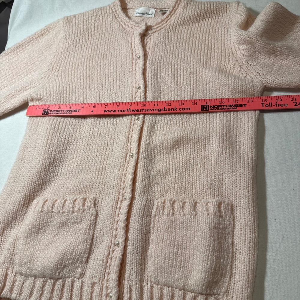 VTG Carriage Court Womens Cardigan Sweater Pink Pearl Button Knit Size‎ Medium - Picture 5 of 8